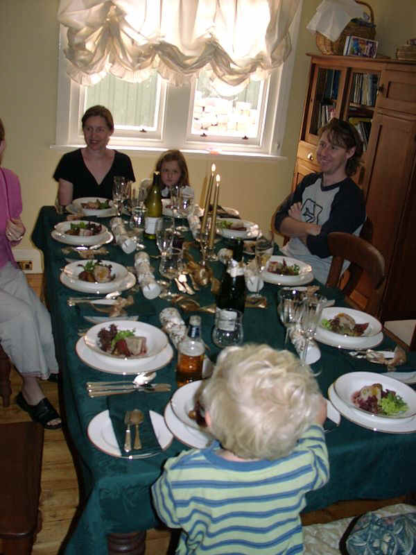 12250010_Entree.m.jpg (93345 bytes)