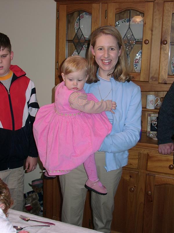 04210012_Emma_1yo.jpg (62167 bytes)